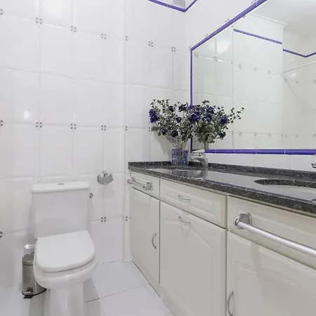 Stylish With Private Terrace And Garage Apartamento