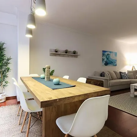 Stylish With Private Terrace And Garage Lisboa