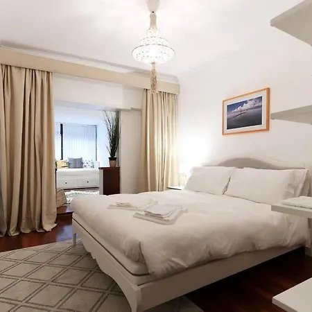 Stylish With Private Terrace And Garage Апартаменты *