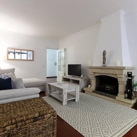 Апартаменты Stylish With Private Terrace And Garage